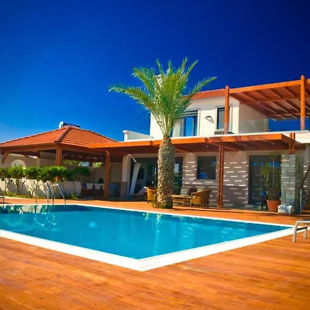 Fenia Villa *