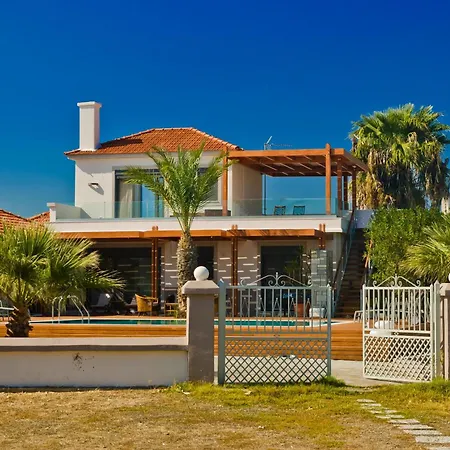 Fenia Villa
